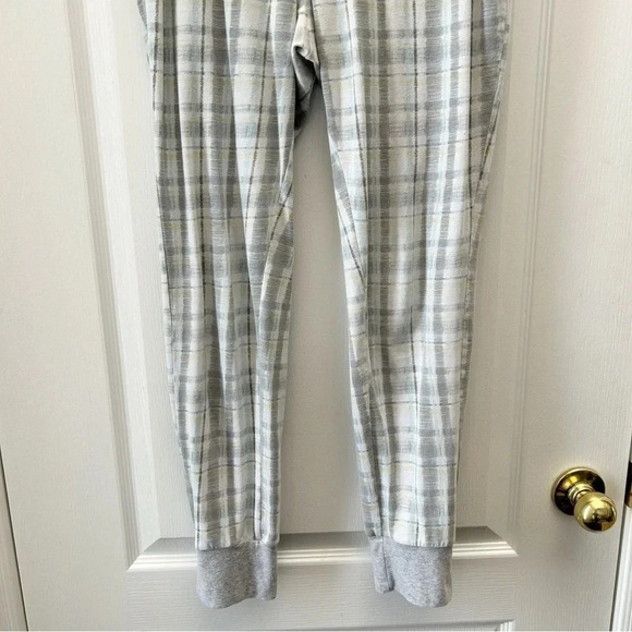 La Vie en Rose Pajama Set 2PC Sleepwear Long Sleeve Top PJ Pants White Grey Smal - Picture 6 of 14